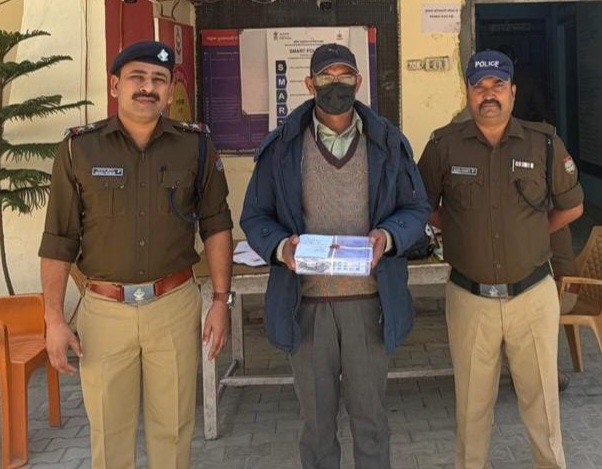 बीमारी के इलाज में मदद का झांसा देकर खुलवाए बैंक खाते, साइबर ठगी में इस्तेमाल करने वाला आरोपी गिरफ्तार